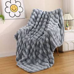 Fluffy deka 200x230 cm – savršena mekoća i toplina! 💤